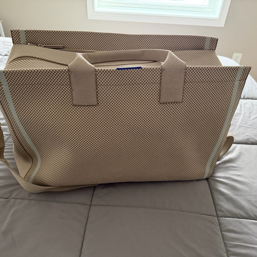Rothy's mini check Tan and Cream weekender Bag - Picture 5 of 14